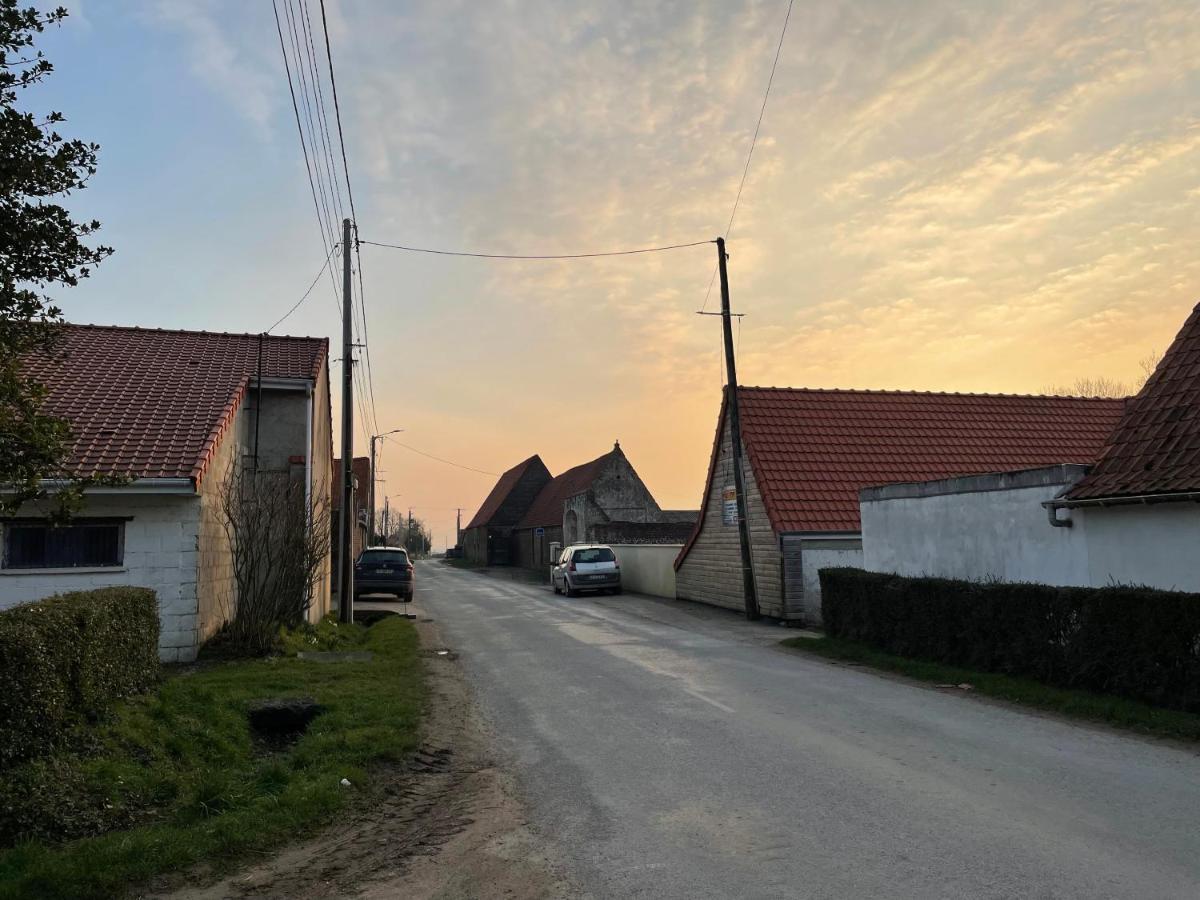 Gite A La Campagne Mais Proche De Tout Villa Moringhem Exterior foto
